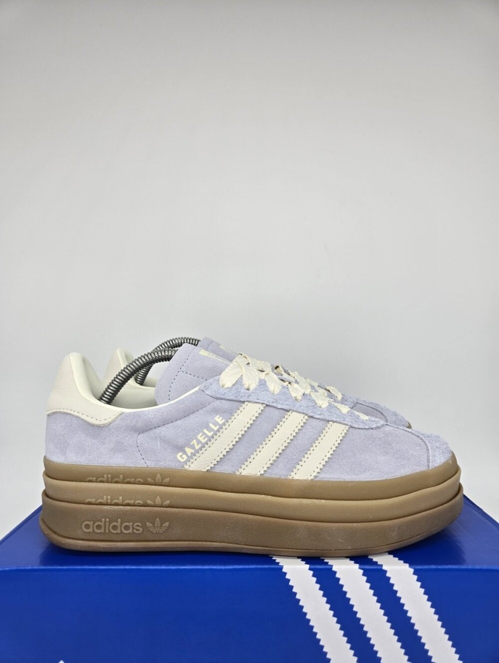 adidas Women's Gazelle Bold IH4210 Crystal Sky Chalk Pearl Shoes Size 9 - Picture 3 of 8